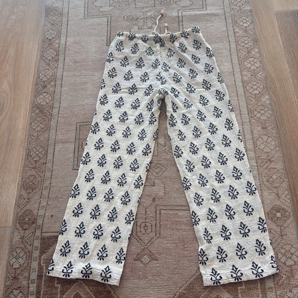 Zara Front Tie Pants Size XS (Shortened) - Picture 3 of 3